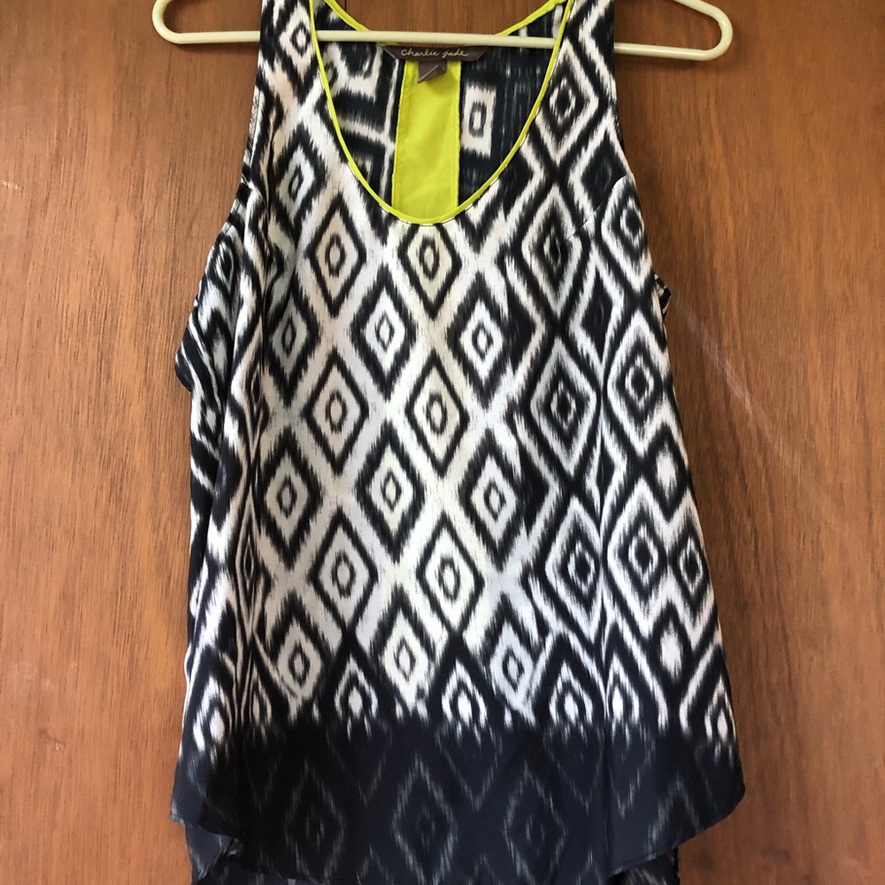 Pattered Tank